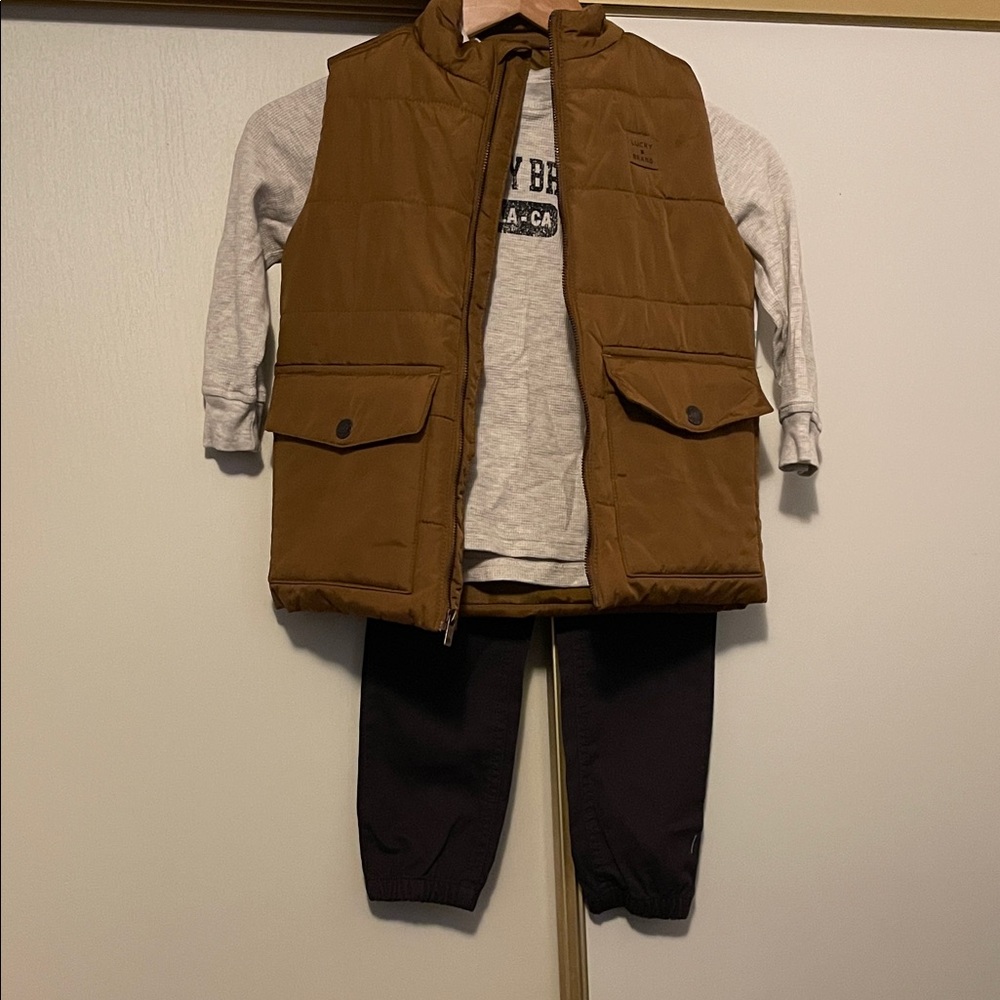 Lucky Brand Tan Puffer Vest with Gray Sleeves